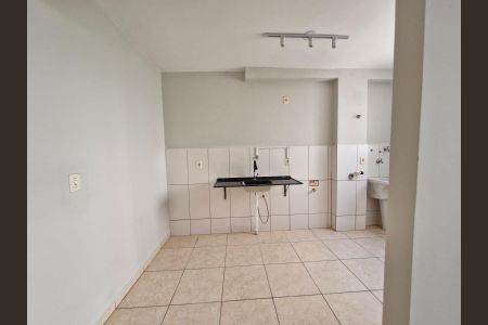 Cozinha  de apartamento para alugar com 2 quartos, 55m² em Morro Santana, Porto Alegre
