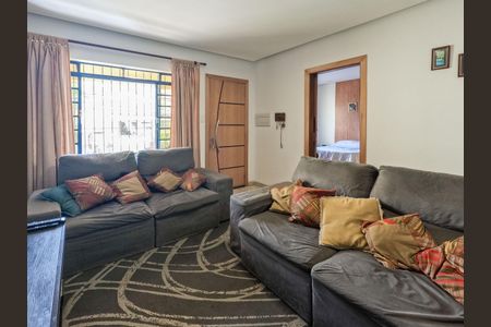 Casa à venda com 350m², 3 quartos e 3 vagas