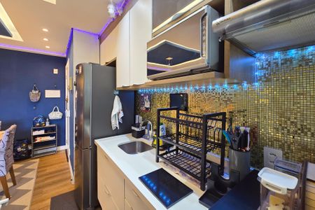 Apartamento à venda com 71m², 2 quartos e 1 vagaCozinha