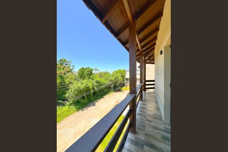 Casa para alugar com 122m², 3 quartos e 2 vagasVaranda