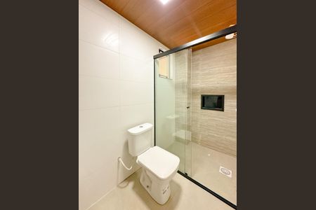 Casa para alugar com 122m², 3 quartos e 2 vagasBanheiro 1