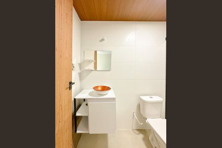 Casa para alugar com 122m², 3 quartos e 2 vagasBanheiro 1