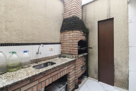 Casa à venda com 133m², 3 quartos e 3 vagasQuintal - Churrasqueira e Área de Serviço 