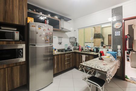 Casa à venda com 133m², 3 quartos e 3 vagasCozinha 