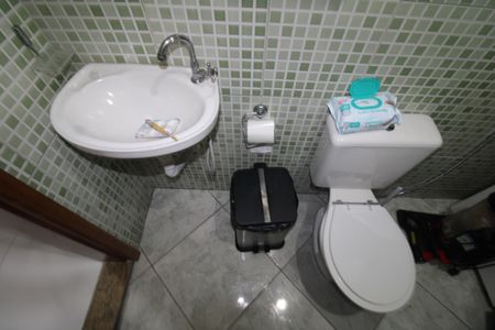 Casa para alugar com 80m², 2 quartos e 2 vagasBanheiro