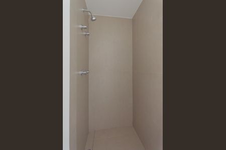 Banheiro de kitnet/studio à venda com 1 quarto, 24m² em Vila Mariana, São Paulo