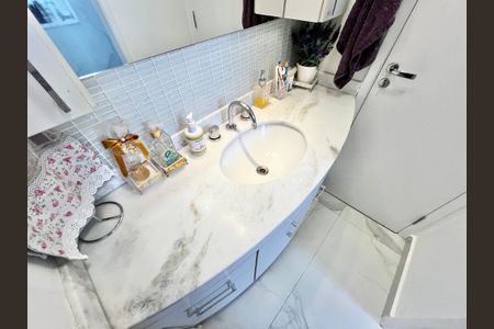 Apartamento à venda com 88m², 3 quartos e 2 vagas Apartamento à venda com 88m², 3 quartos e 2 vagasBanheiro da Suíte Americana Quarto 1/2