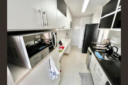 Apartamento à venda com 88m², 3 quartos e 2 vagas Apartamento à venda com 88m², 3 quartos e 2 vagasCozinha