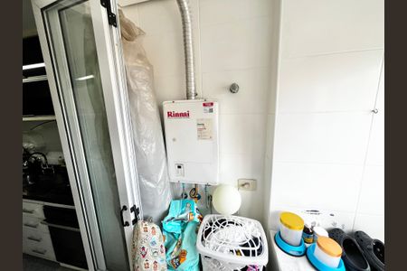 Apartamento à venda com 88m², 3 quartos e 2 vagas Apartamento à venda com 88m², 3 quartos e 2 vagasÁrea de Serviço