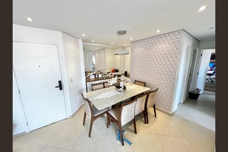 Apartamento à venda com 88m², 3 quartos e 2 vagas Apartamento à venda com 88m², 3 quartos e 2 vagasSala