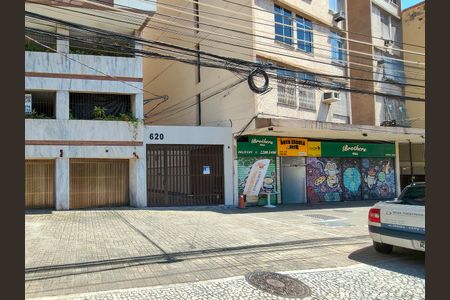Casa para alugar com 90m², 3 quartos e sem vaga Casa para alugar com 90m², 3 quartos e sem vagaFachada