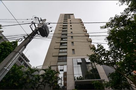 Apartamento à venda com 68m², 2 quartos e 2 vagas Apartamento à venda com 68m², 2 quartos e 2 vagasFachada