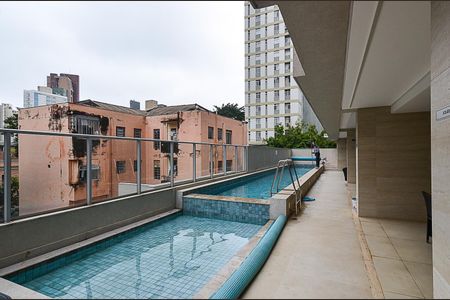 Apartamento à venda com 68m², 2 quartos e 2 vagas Apartamento à venda com 68m², 2 quartos e 2 vagasÁrea comum - Piscina