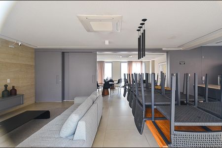 Apartamento à venda com 68m², 2 quartos e 2 vagas Apartamento à venda com 68m², 2 quartos e 2 vagasÁrea comum - Salão de festas