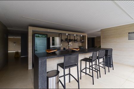 Apartamento à venda com 68m², 2 quartos e 2 vagas Apartamento à venda com 68m², 2 quartos e 2 vagasÁrea comum - Churrasqueira