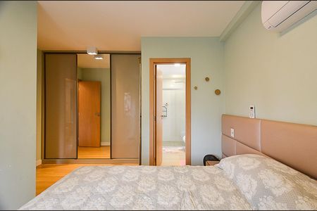 Apartamento à venda com 68m², 2 quartos e 2 vagas Apartamento à venda com 68m², 2 quartos e 2 vagasSuíte 2