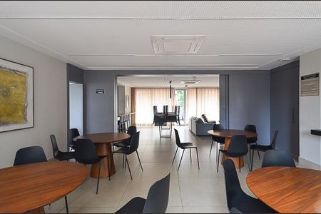 Apartamento à venda com 68m², 2 quartos e 2 vagas Apartamento à venda com 68m², 2 quartos e 2 vagasÁrea comum - Salão de festas