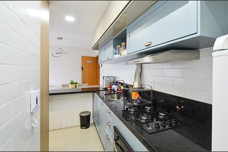 Apartamento à venda com 68m², 2 quartos e 2 vagas Apartamento à venda com 68m², 2 quartos e 2 vagasCozinha