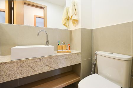 Apartamento à venda com 68m², 2 quartos e 2 vagas Apartamento à venda com 68m², 2 quartos e 2 vagasLavabo