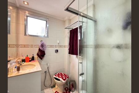 Apartamento à venda com 70m², 2 quartos e 3 vagas Apartamento à venda com 70m², 2 quartos e 3 vagasBanheiro