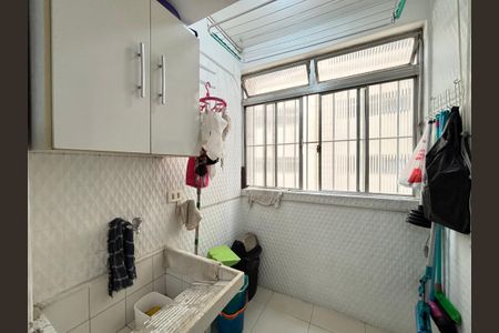 Apartamento à venda com 70m², 2 quartos e 3 vagas Apartamento à venda com 70m², 2 quartos e 3 vagasÁrea de Serviço