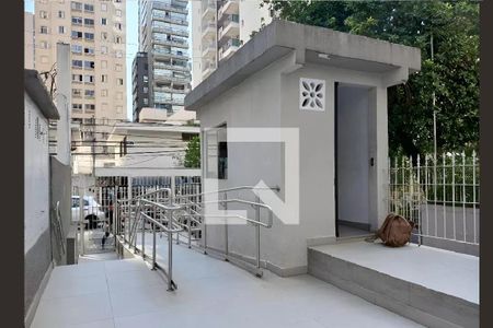 Apartamento à venda com 70m², 2 quartos e 3 vagas Apartamento à venda com 70m², 2 quartos e 3 vagasÁrea comum - Academia