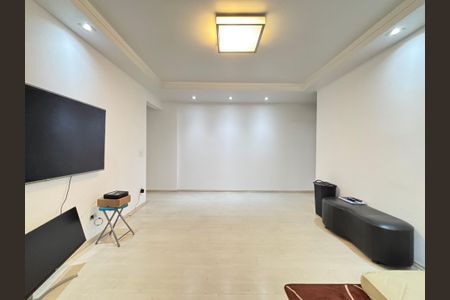 Apartamento à venda com 70m², 2 quartos e 3 vagas Apartamento à venda com 70m², 2 quartos e 3 vagasSala