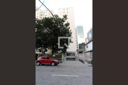 Apartamento à venda com 70m², 2 quartos e 3 vagas Apartamento à venda com 70m², 2 quartos e 3 vagasFachada