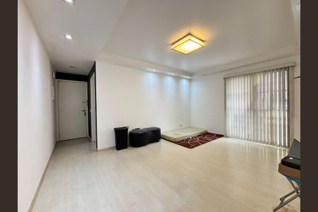 Sala de apartamento à venda com 2 quartos, 70m² em Vila Olímpia, São Paulo