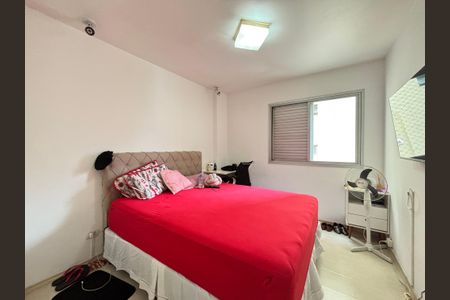 Apartamento à venda com 70m², 2 quartos e 3 vagas Apartamento à venda com 70m², 2 quartos e 3 vagasQuarto 1