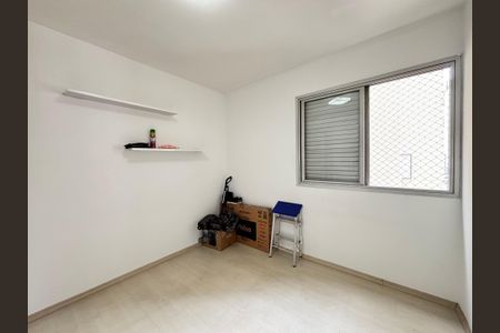 Apartamento à venda com 70m², 2 quartos e 3 vagas Apartamento à venda com 70m², 2 quartos e 3 vagasQuarto 2