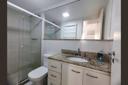 Apartamento à venda com 70m², 2 quartos e 1 vagaBanheiro da Suíte