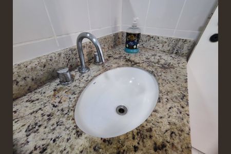 Apartamento à venda com 70m², 2 quartos e 1 vagaBanheiro da Suíte