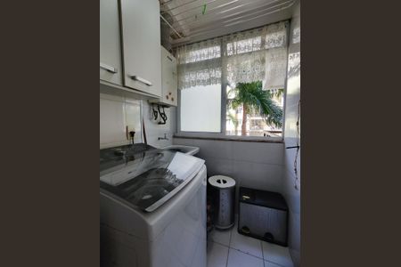 Apartamento à venda com 70m², 2 quartos e 1 vagaÁrea de Serviço