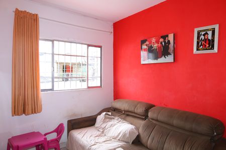 Sala de casa à venda com 3 quartos, 250m² em Vila Verde, São Paulo