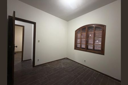 Casa à venda com 3 quartos, 356m² em Pindorama, Belo Horizonte