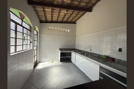 Casa à venda com 3 quartos, 356m² em Pindorama, Belo Horizonte