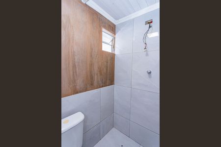 Casa para alugar com 54m², 1 quarto e 1 vaga Casa para alugar com 54m², 1 quarto e 1 vagaBanheiro