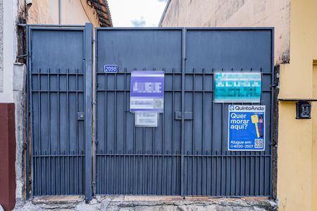 Casa para alugar com 54m², 1 quarto e 1 vaga Casa para alugar com 54m², 1 quarto e 1 vagaFachada