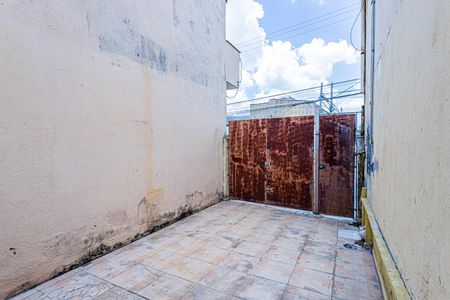 Casa para alugar com 54m², 1 quarto e 1 vaga Casa para alugar com 54m², 1 quarto e 1 vagaGaragem