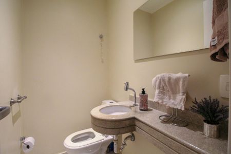 Apartamento à venda com 142m², 4 quartos e 3 vagasLavabo