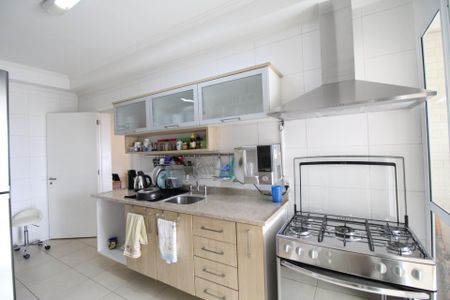 Apartamento à venda com 142m², 4 quartos e 3 vagasCozinha