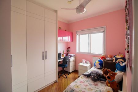 Apartamento à venda com 142m², 4 quartos e 3 vagasQuarto 1