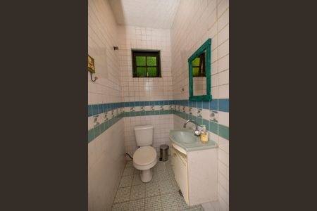 Casa à venda com 260m², 3 quartos e 4 vagas Casa à venda com 260m², 3 quartos e 4 vagasBanheiro