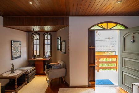 Casa à venda com 260m², 3 quartos e 4 vagas Casa à venda com 260m², 3 quartos e 4 vagasSala 1