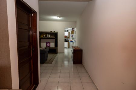 Casa à venda com 260m², 3 quartos e 4 vagas Casa à venda com 260m², 3 quartos e 4 vagasSala 2