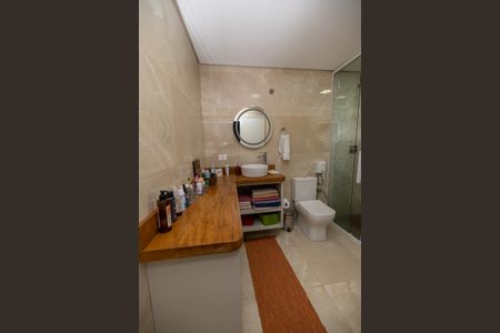 Casa à venda com 260m², 3 quartos e 4 vagas Casa à venda com 260m², 3 quartos e 4 vagasBanheiro da Suite