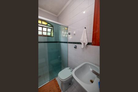 Casa à venda com 260m², 3 quartos e 4 vagas Casa à venda com 260m², 3 quartos e 4 vagasBanheiro 2