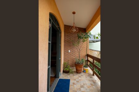 Casa à venda com 260m², 3 quartos e 4 vagas Casa à venda com 260m², 3 quartos e 4 vagasPorta de entrada