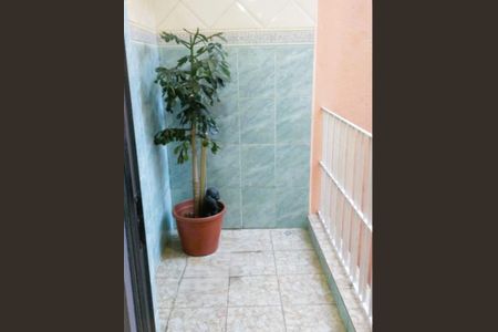 Varanda de casa à venda com 5 quartos, 200m² em Jardim Peri, São Paulo